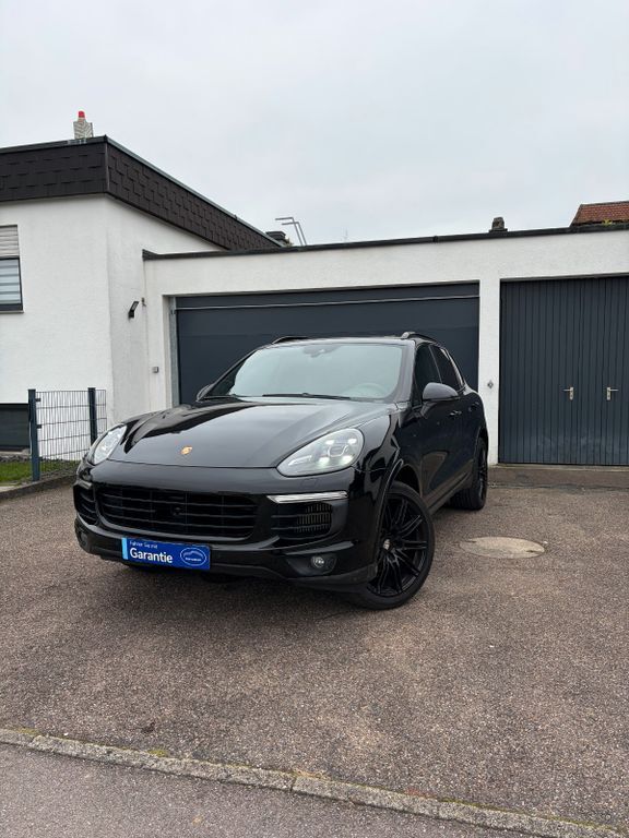 Porsche Cayenne 212.000 km 27.300 € Weil der stadt 71263