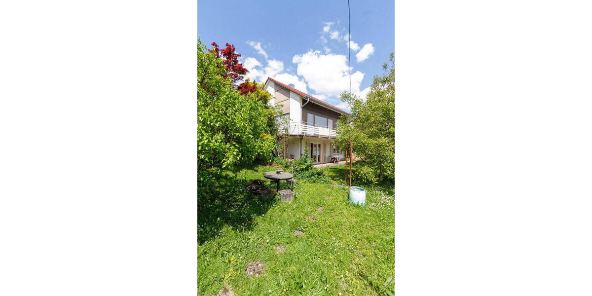 Einfamilienhaus Nürtingen Oberensingen - 8 Zimmer, 180 m&sup2;, 695.000&euro; | Angebot:26122742