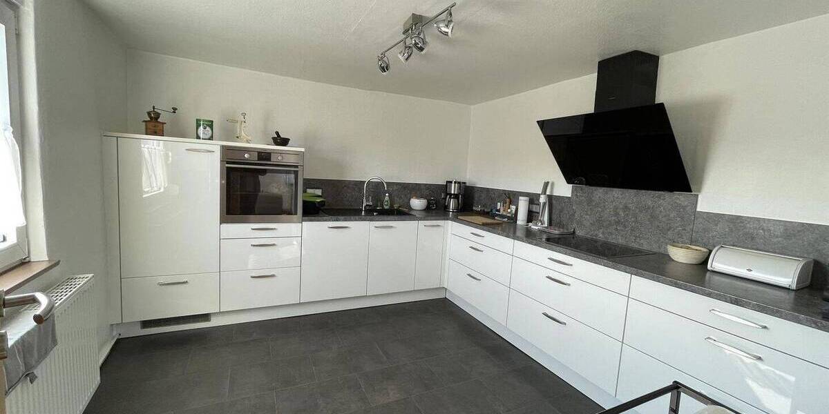 Mehrfamilienhaus, Wohnhaus Sachsenheim Kleinsachsenheim - 6 Zimmer, 172 m&sup2;, 349.000&euro; | Angebot:26108174