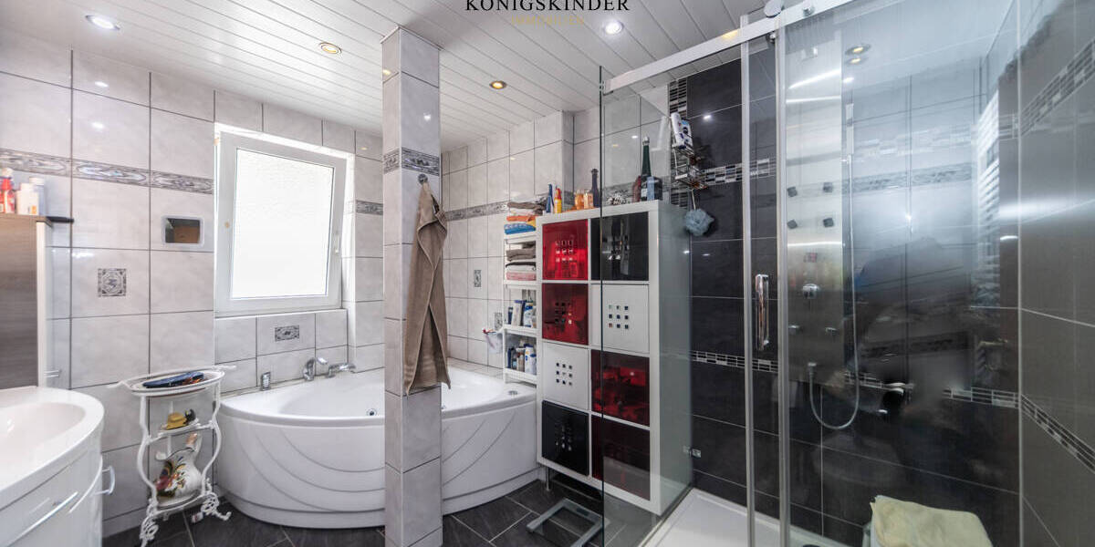 Mehrfamilienhaus, Wohnhaus Stuttgart / Zuffenhausen Zuffenhausen - 1 Zimmer, 330 m&sup2;, 1.299.000&euro; | Angebot:24113045