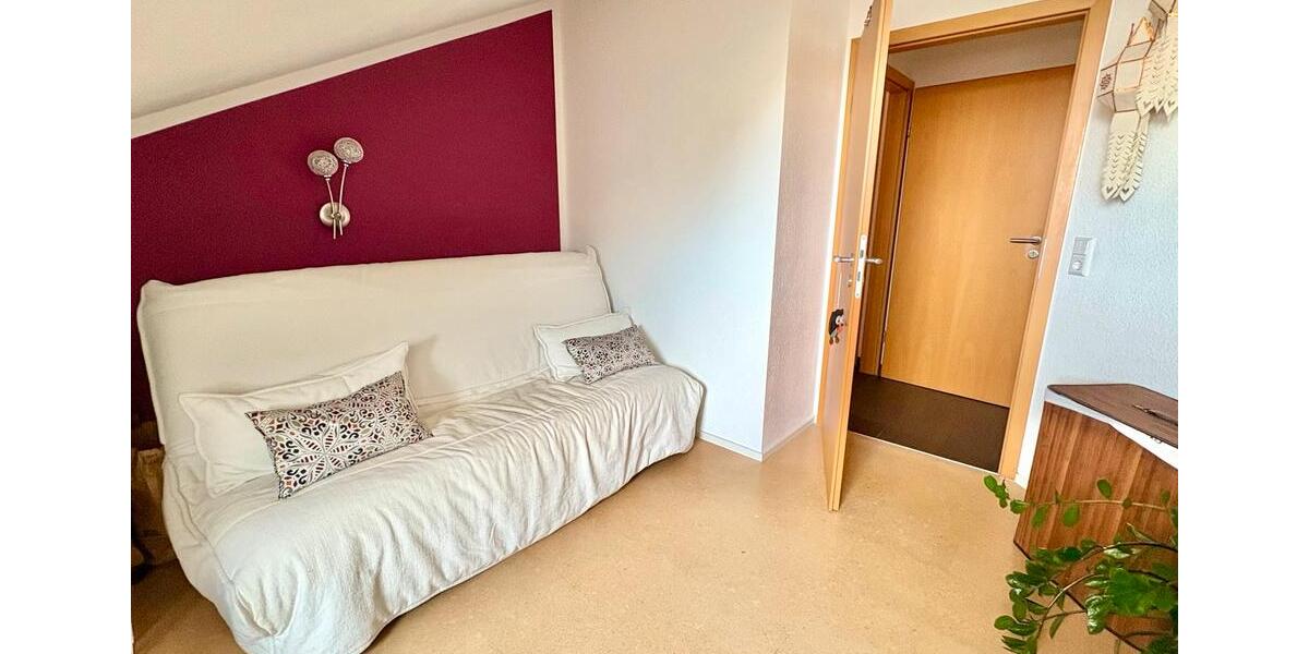 Dachgeschoßwohnung Marbach am Neckar - 5 Zimmer, 130 m&sup2;, 610.000&euro; | Angebot:27014478