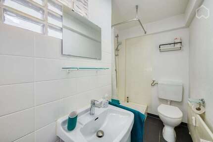 Zimmer Stuttgart Zuffenhausen - 1 Zimmer, 925&euro; | Angebot:24987592