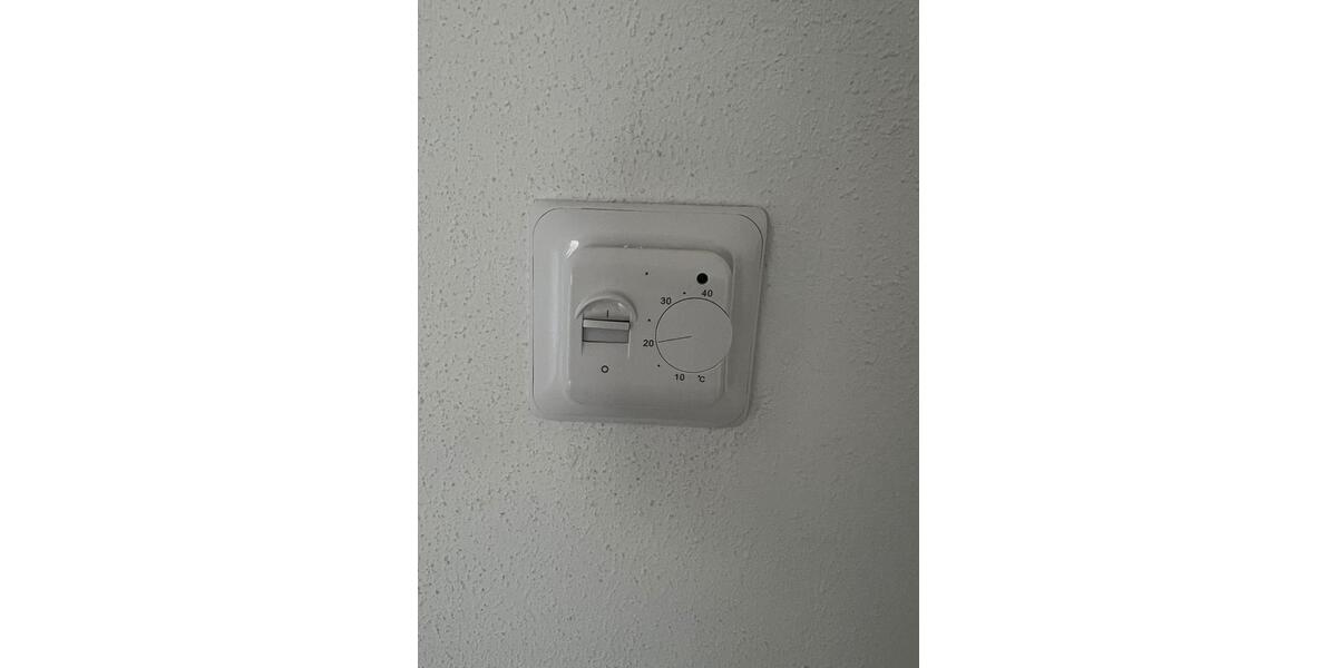 Erdgeschoßwohnung Stuttgart Vaihingen - 4 Zimmer, 20 m&sup2;, 1.200&euro; | Angebot:25418111