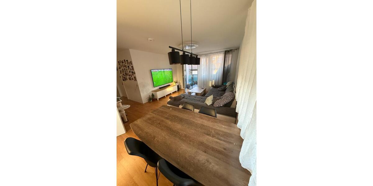 Etagenwohnung Remseck am Neckar - 4 Zimmer, 92 m&sup2;, 1.195&euro; | Angebot:26215483