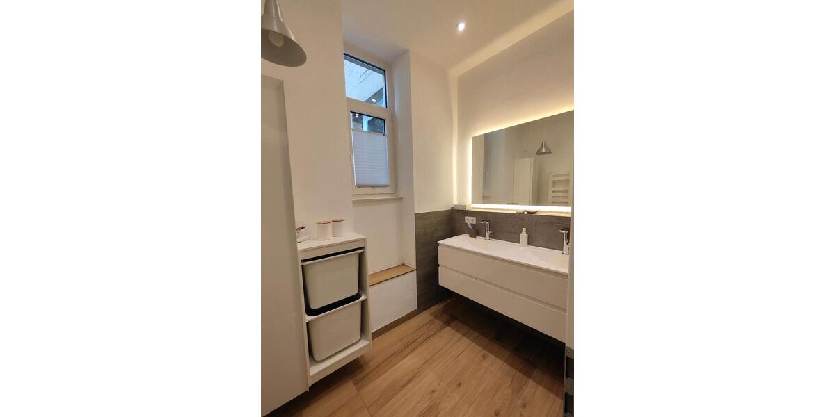 Hochparterre Stuttgart Lehen - 4 Zimmer, 105 m&sup2;, 625.000&euro; | Angebot:26227463