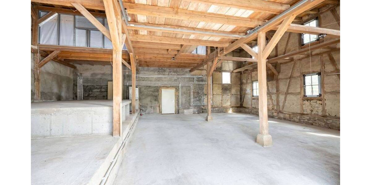 Mehrfamilienhaus, Wohnhaus Besigheim - 7 Zimmer, 340 m&sup2;, 549.000&euro; | Angebot:26731172
