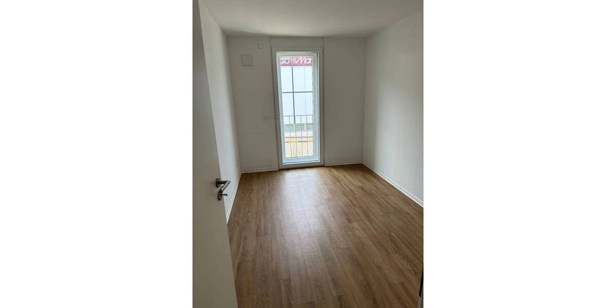 Etagenwohnung Esslingen am Neckar Weil - 3 Zimmer, 79 m&sup2;, 1.369&euro; | Angebot:26292885