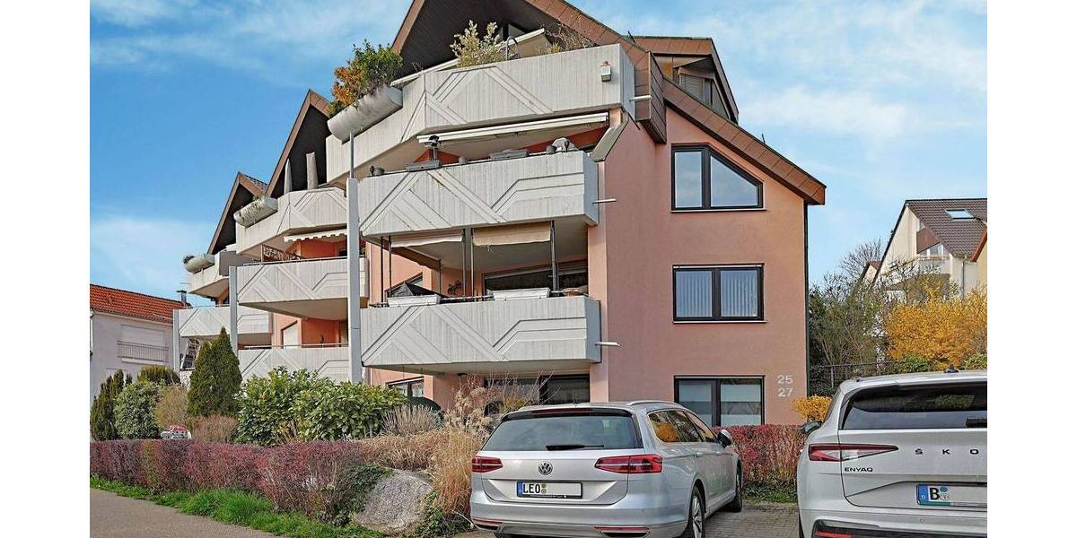 Etagenwohnung Leonberg - 3 Zimmer, 93 m&sup2;, 990&euro; | Angebot:26377735