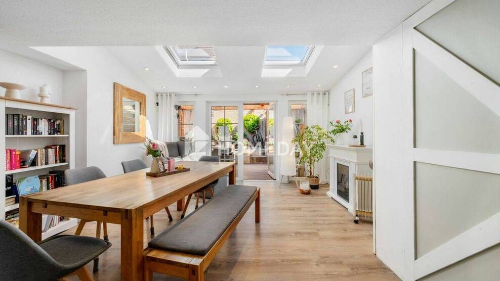 Gepflegtes EFH mit Einbauküche, Terrasse - modernisiert, lichtdurchflutet und gemütlich 4 zimmer