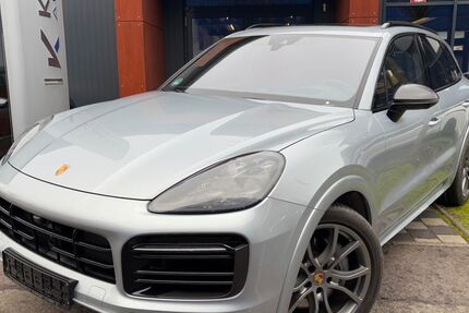 Porsche Cayenne 9.200 km 94.500 € Sindelfingen 71065