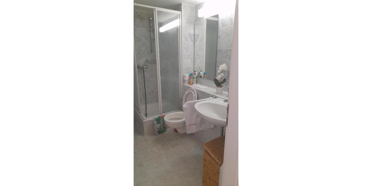 Erdgeschoßwohnung Stuttgart Feuerbach - 4 Zimmer, 90 m&sup2;, 1.700&euro; | Angebot:26409384