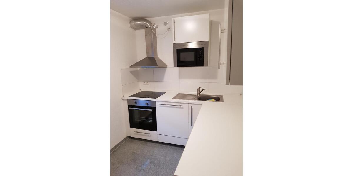 Erdgeschoßwohnung Sindelfingen Eichholz - 3 Zimmer, 77 m&sup2;, 1.100&euro; | Angebot:26579000