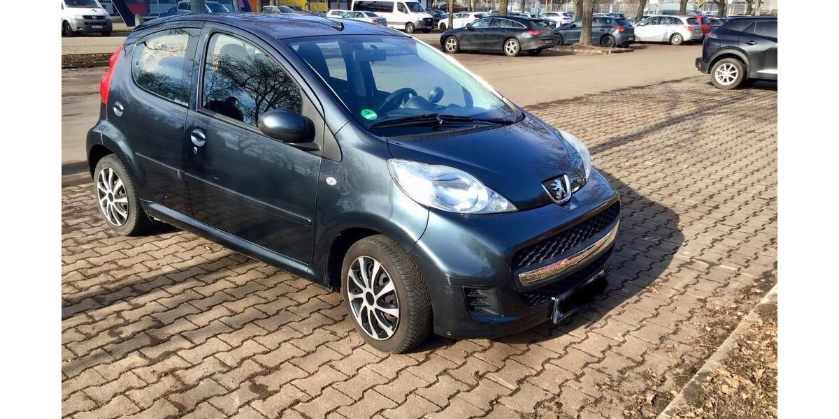 Peugeot 107 70.000 km 2.900 &euro; Fellbach 70734