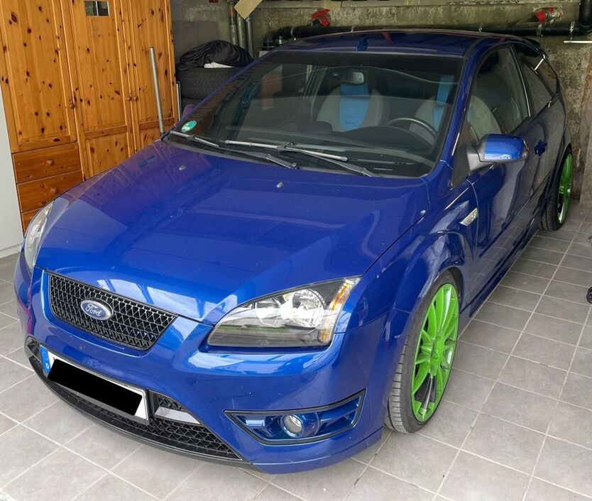 Ford Focus 61.569 km 11.500 € Fellbach 70736