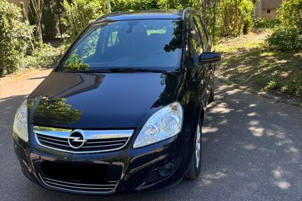 Opel Zafira 187.000 km 2.999 &euro; Leonberg 71229