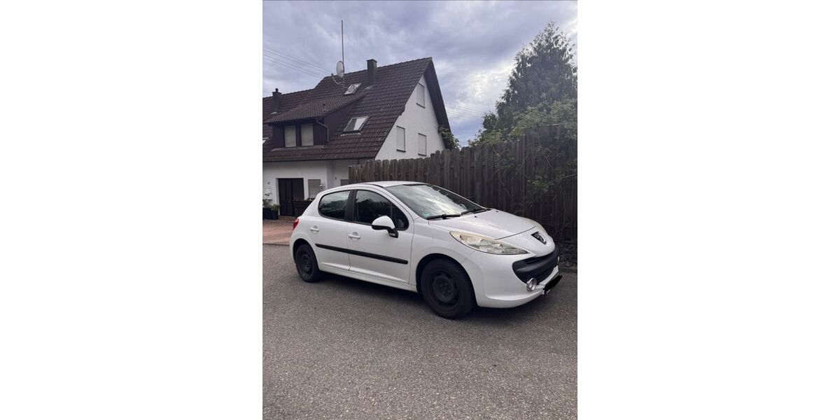 Peugeot 207 186.000 km 1.000 &euro; Backnang 71522