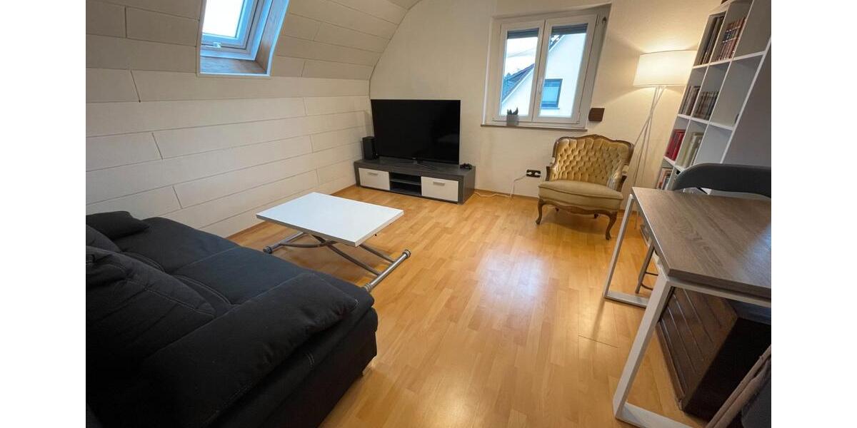Dachgeschoßwohnung Stuttgart Vaihingen - 2.5 Zimmer, 75 m&sup2;, 720&euro; | Angebot:26409984