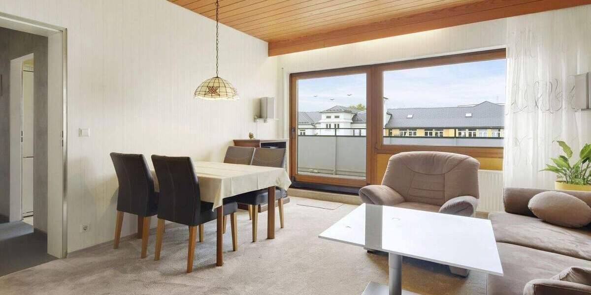 Etagenwohnung Stuttgart / Untertürkheim Untertürkheim - 3 Zimmer, 73 m&sup2;, 275.000&euro; | Angebot:24425406