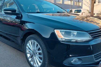 VW Jetta 110.809 km 5.999 &euro; Fellbach 70736