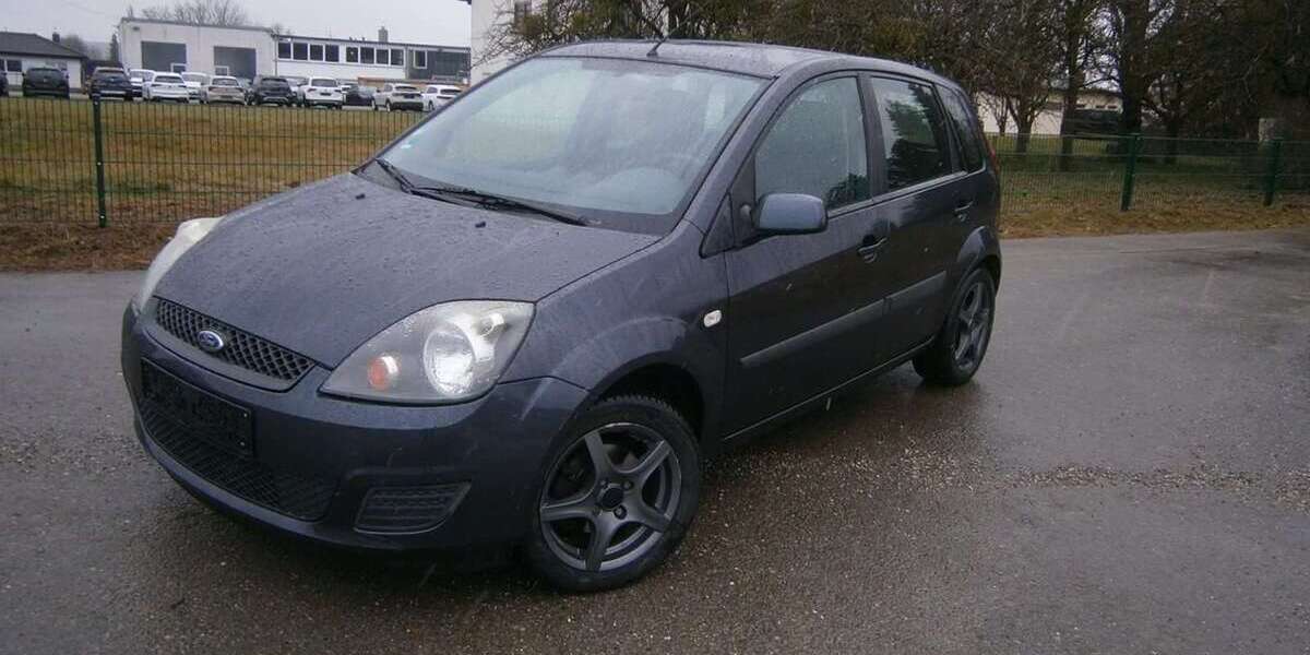 Ford Fiesta 144.000 km 2.899 &euro; Backnang 71522