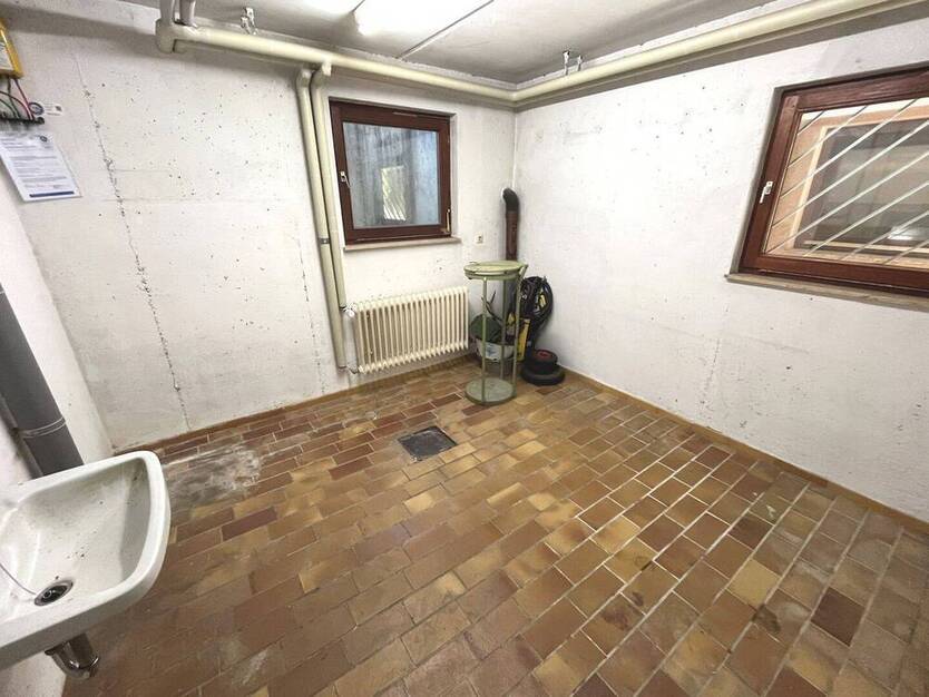 Doppelhaushälfte in ruhiger Ortsrandlage.