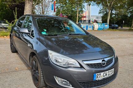 Opel Astra 102.000 km 5.899 € Waiblingen 71332