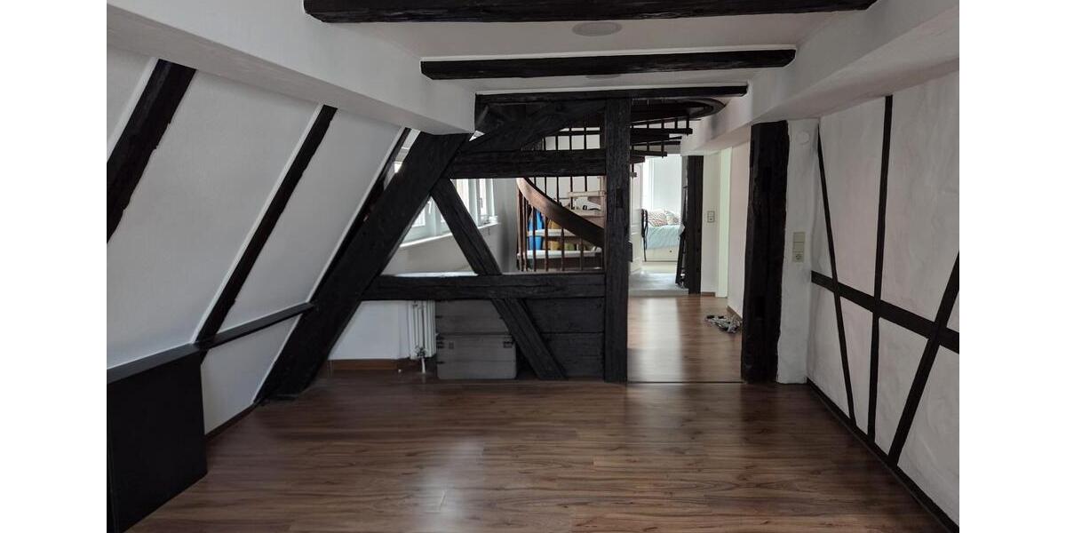 Waiblingen am Marktplatz 3,5-Zimmer-Maisonettewohnung in historischem Fachwerkhaus 3.5 zimmer