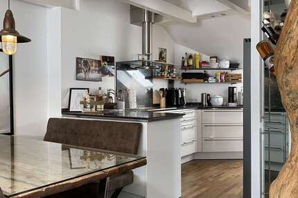 Wohnung zum Kaufen in Freiberg am Neckar 445.000 € 138 m² 4.5 zimmer