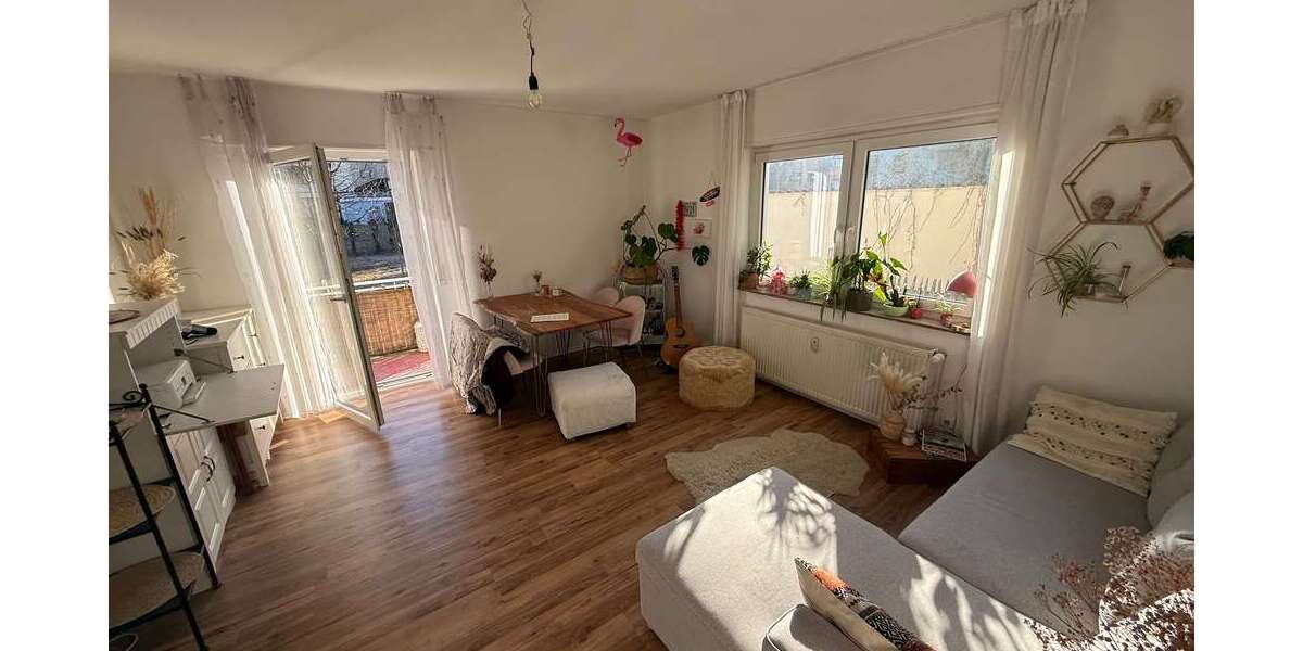 Wohnung zum Mieten in Stuttgart 725 € 50 m² 2 zimmer