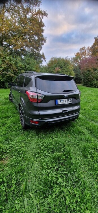 Ford Kuga 111.500 km 17.000 € Steinheim an der Murr 71711