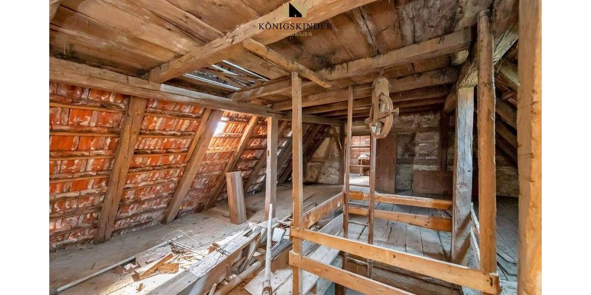 Einfamilienhaus Kernen im Remstal Stetten - 9 Zimmer, 300 m&sup2;, 349.000&euro; | Angebot:26188192