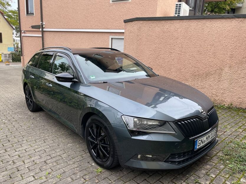 Skoda Superb 142.587 km 17.999 € Waiblingen 71332