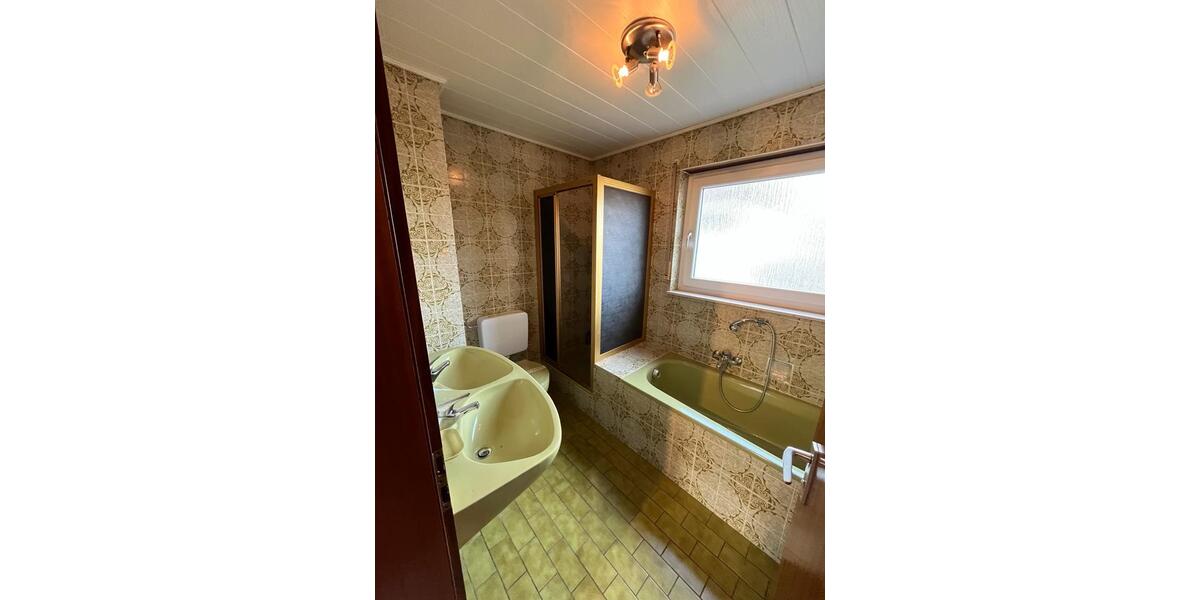 Reihenhaus Affalterbach - 6 Zimmer, 180 m&sup2;, 495.000&euro; | Angebot:26584825