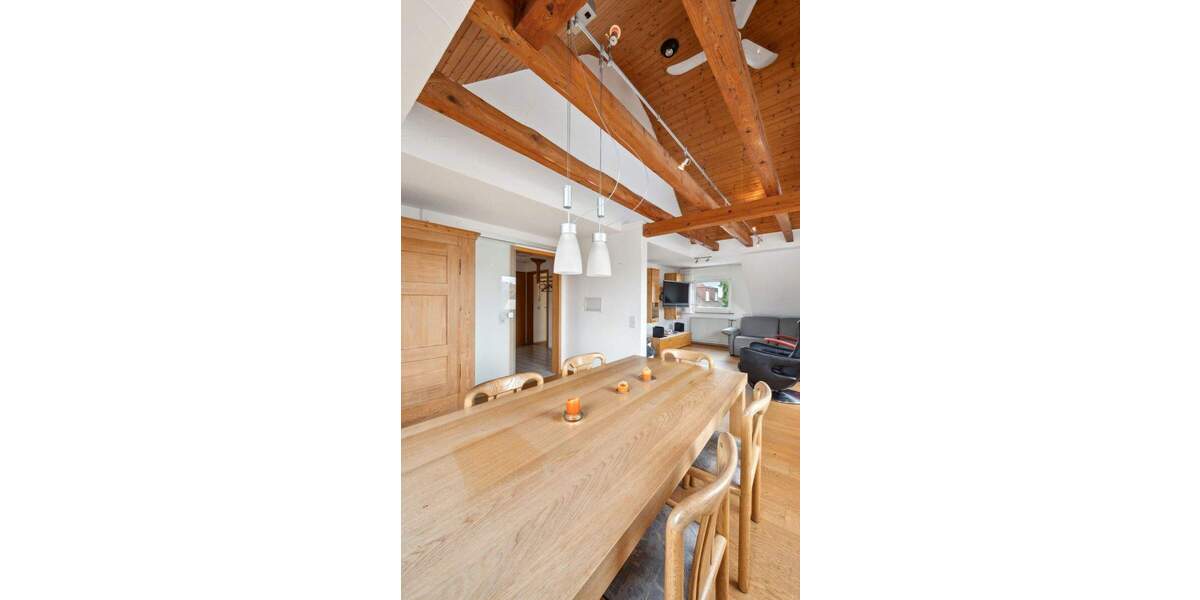 Familientraum: 2-3-Familienhaus in bester Lage Oßweils 8 zimmer