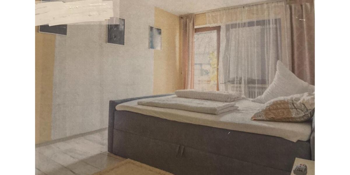 Reihenhaus Riederich - 8 Zimmer, 144 m&sup2;, 550.000&euro; | Angebot:24459700