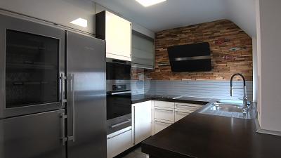 HELL UND HOCHWERTIG - GROßZÜGIG IN ESSLINGEN - Maisonettenwohnung Esslingen am Neckar Brühl | Angebot:27354766