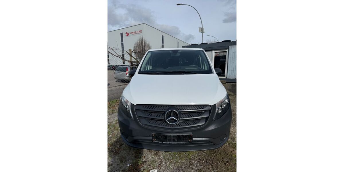 Mercedes-Benz Vito 203.000 km 13.999 &euro; Fellbach 70736