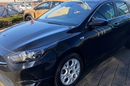 Kia ceed / Ceed 16.000 km 23.990 &euro; Ludwigsburg 71636