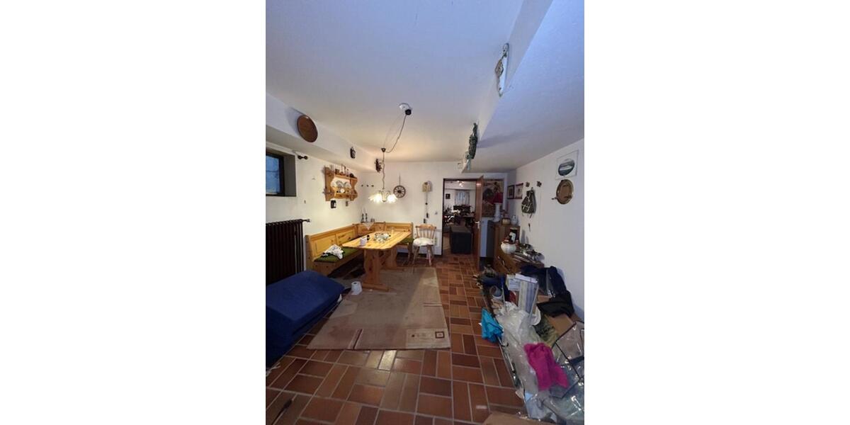 Einfamilienhaus Stuttgart Mühlhausen - 7 Zimmer, 185 m&sup2;, 650.000&euro; | Angebot:24756172