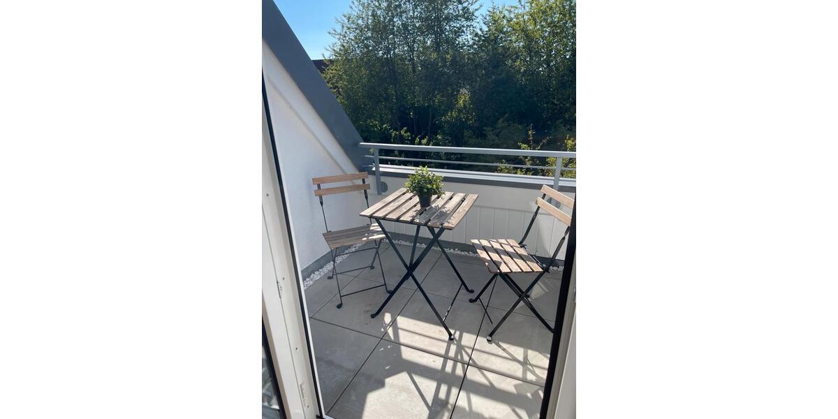 Dachgeschoßwohnung Sindelfingen Darmsheim - 2 Zimmer, 44 m&sup2;, 1.250&euro; | Angebot:25376645