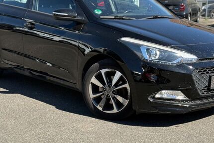 Hyundai i20 144.000 km 4.990 &euro; Winterbach 73650