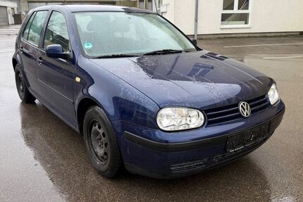 VW Golf 207.000 km 940 &euro; Möglingen 71696