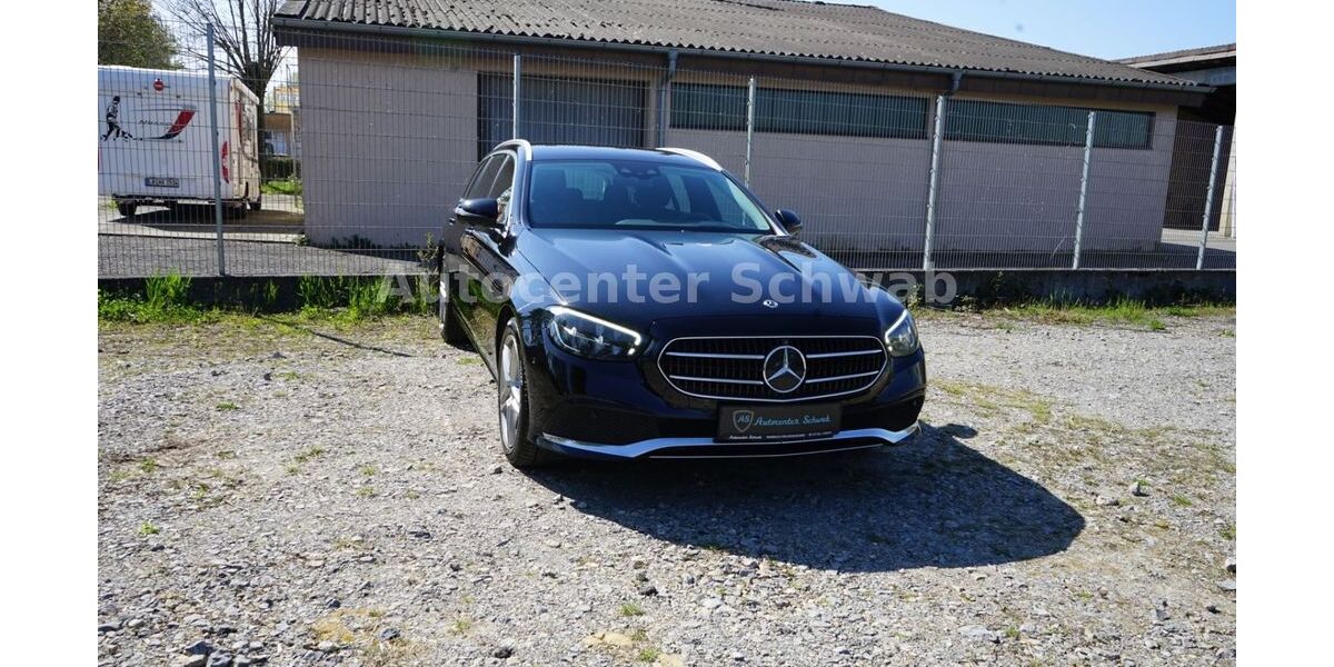 Mercedes-Benz E 300 129.798 km 26.890 &euro; Rielingshausen 71672