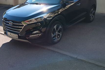 Hyundai TUCSON 105.000 km 16.600 &euro; Stuttgart-Feuerbach 70469