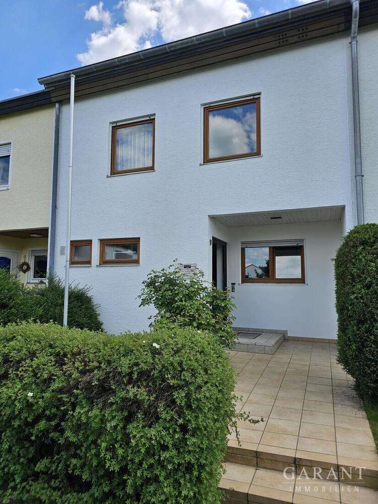 Haus zum Mieten in Böblingen 1.800 € 135 m²