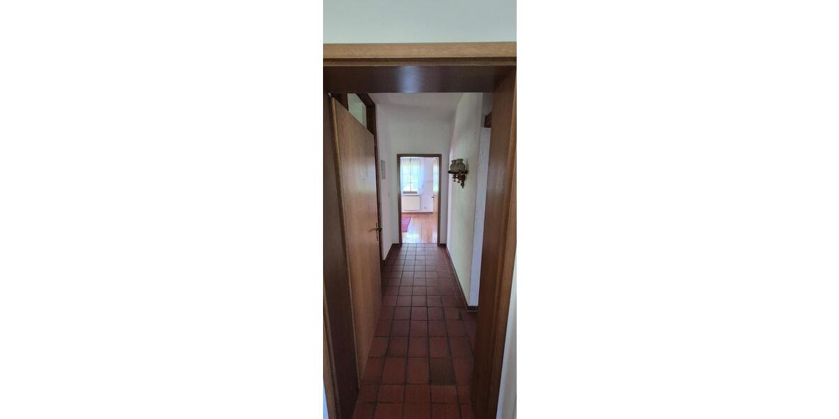 Einfamilienhaus Stuttgart Fasanenhof-Ost - 8 Zimmer, 165 m&sup2;, 850.000&euro; | Angebot:26592935
