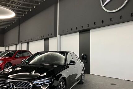 Mercedes-Benz E 300 25.000 km 61.500 € Böblingen 71034