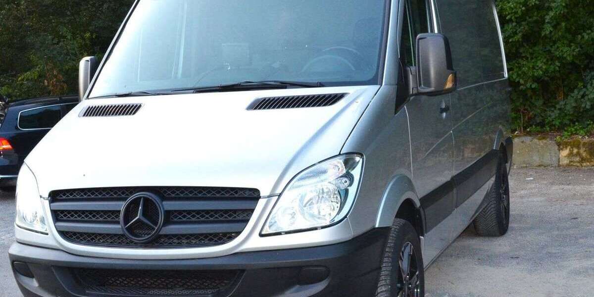 Mercedes-Benz Sprinter 238.500 km 12.900 € Stuttgart 70499