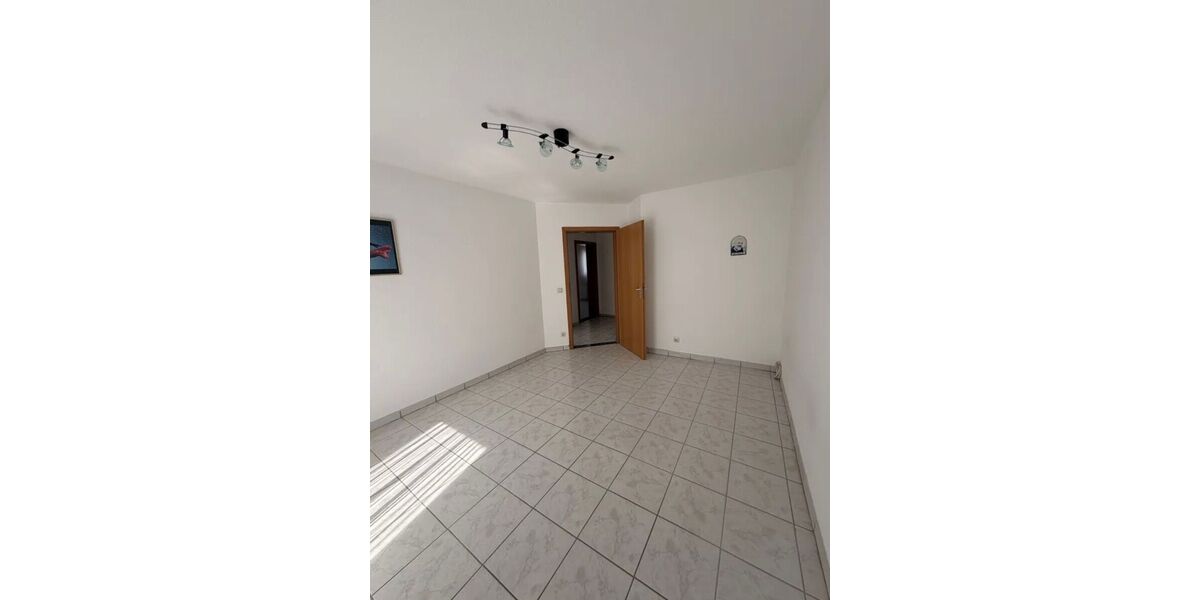 Gepflegte 3-Zimmer-Erdgeschosswohnung mit Garten, Balkon & Tiefgaragenstellplatz in Rutesheim – - Appartement Rutesheim Heuweg | Angebot:27250473