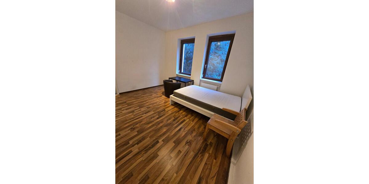 Hochparterre Stuttgart Bopser - 3 Zimmer, 65 m&sup2;, 279.000&euro; | Angebot:25397749